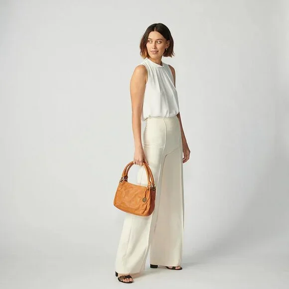 Wanderers Travel Co - Petite Toulouse in Tan Leather - Picture 2 of 15